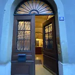 Joyce E Trieste, Casa Di E Lettere Apartment *
